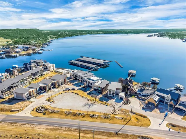 $1,925,000 | 13 Blushing Bride, Graford, TX 76449