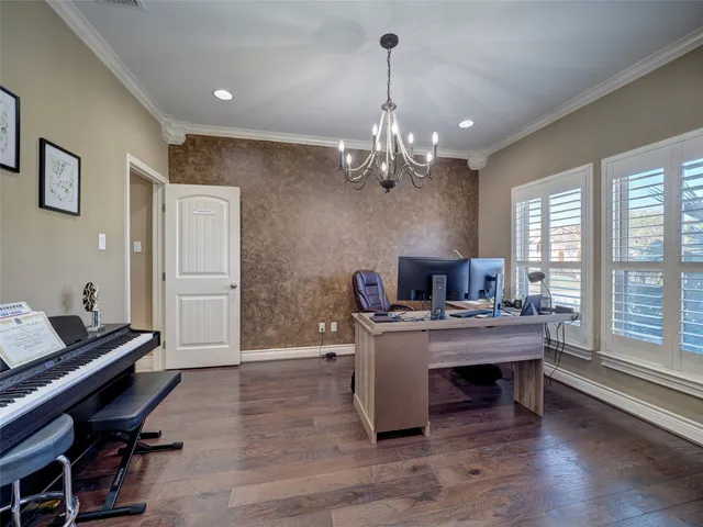 a picture of a building