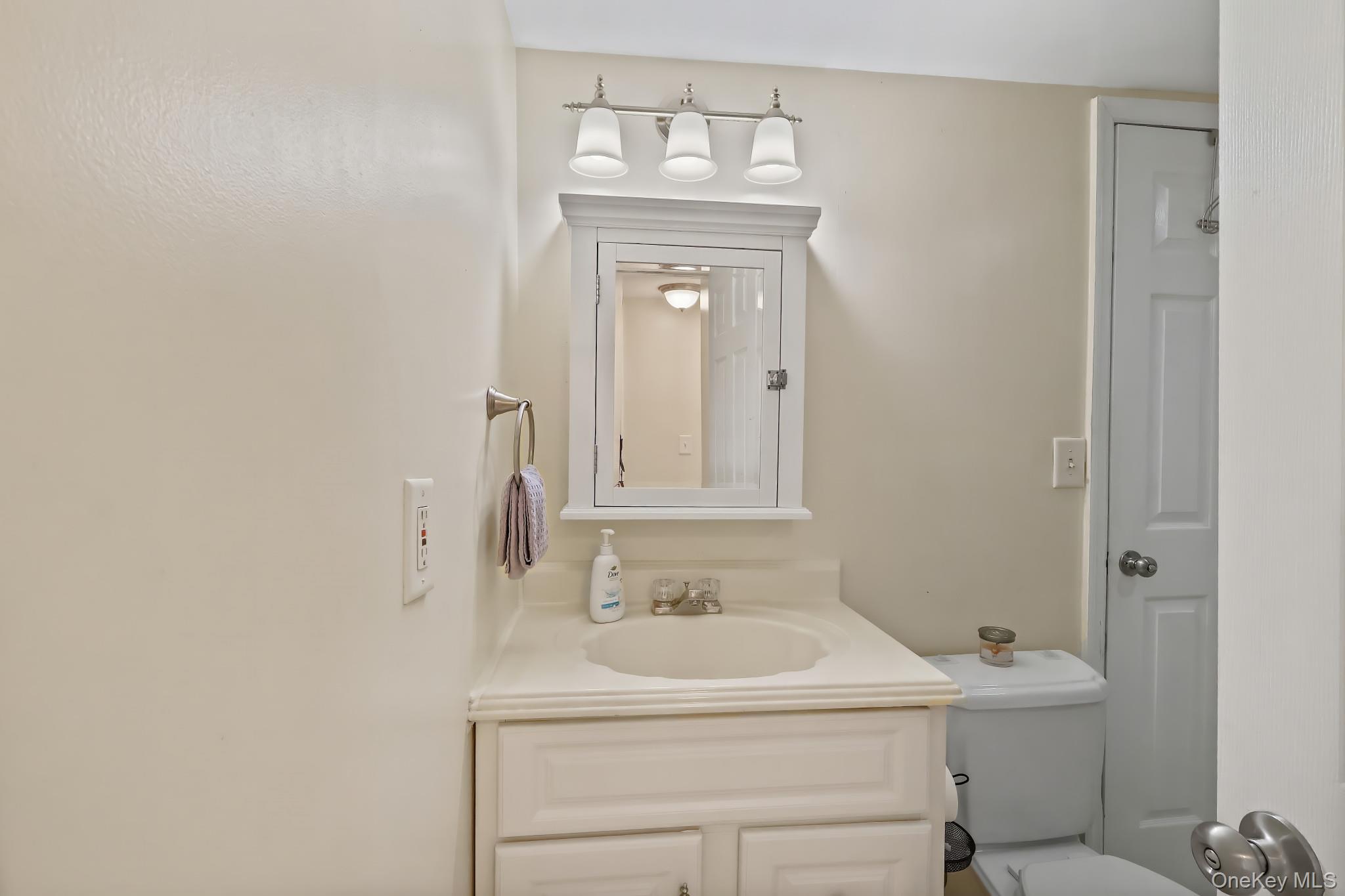 410 Nelson Road Monroe, NY 10950 - Photo 17 of 24