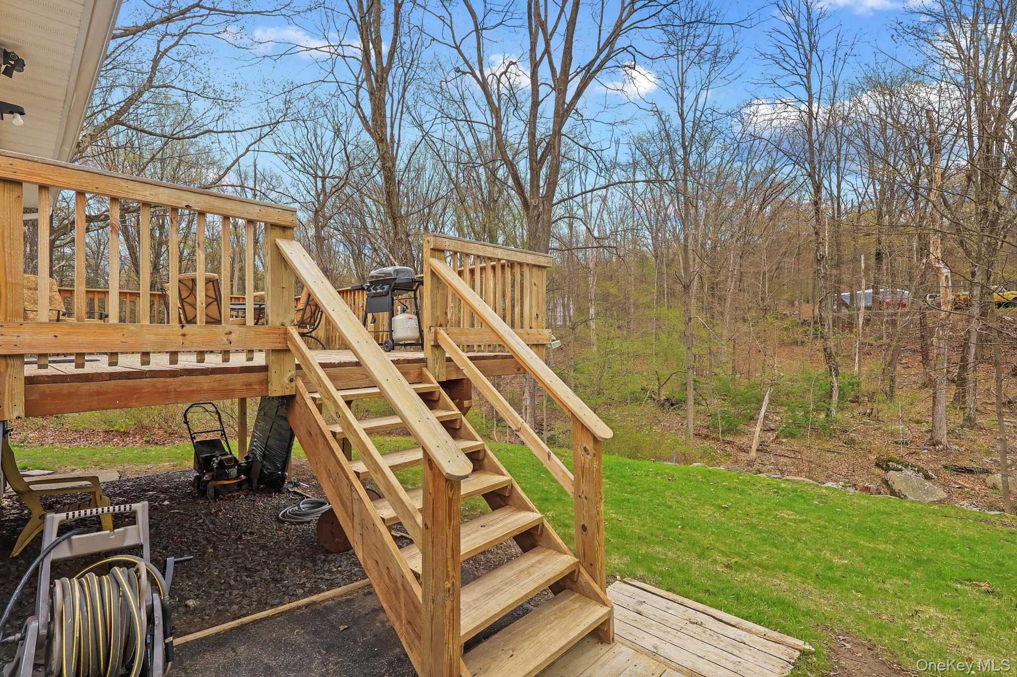 410 Nelson Road Monroe, NY 10950 - Photo 21 of 24