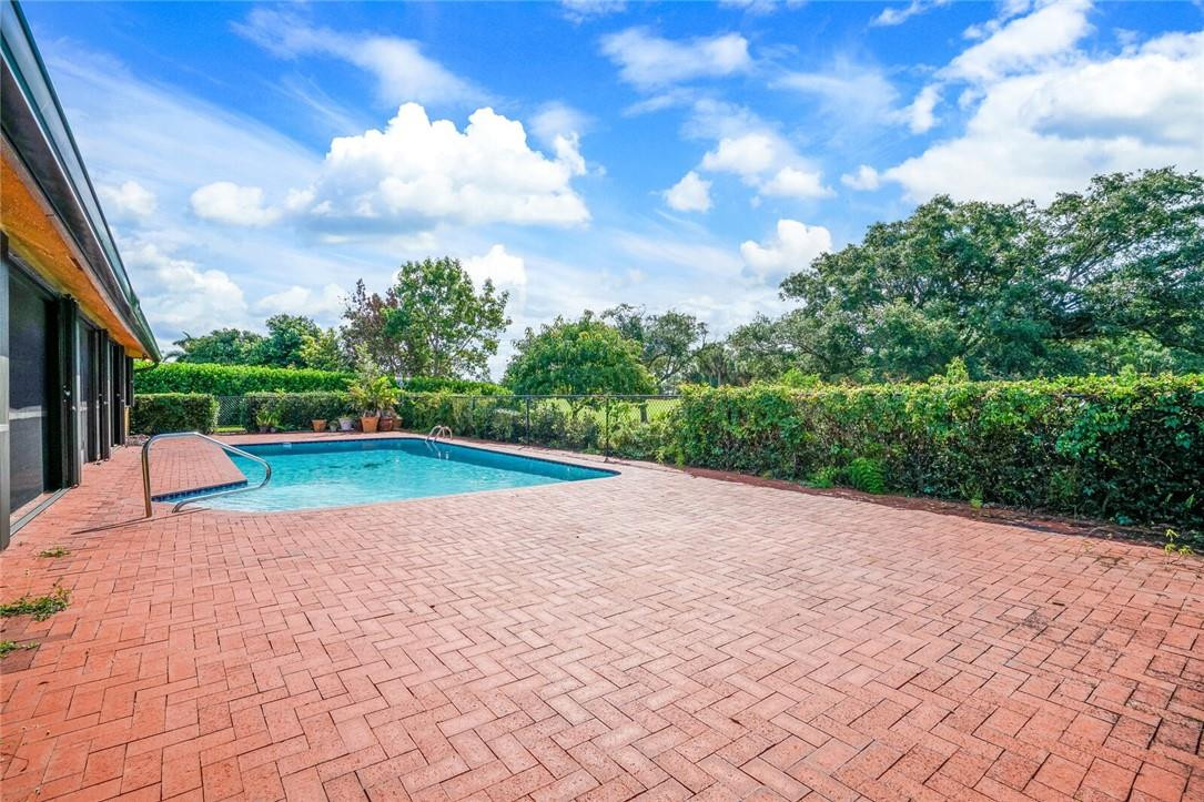 403 Glenbrook Drive Atlantis, FL 33462 - Photo 31 of 42 Photo 31