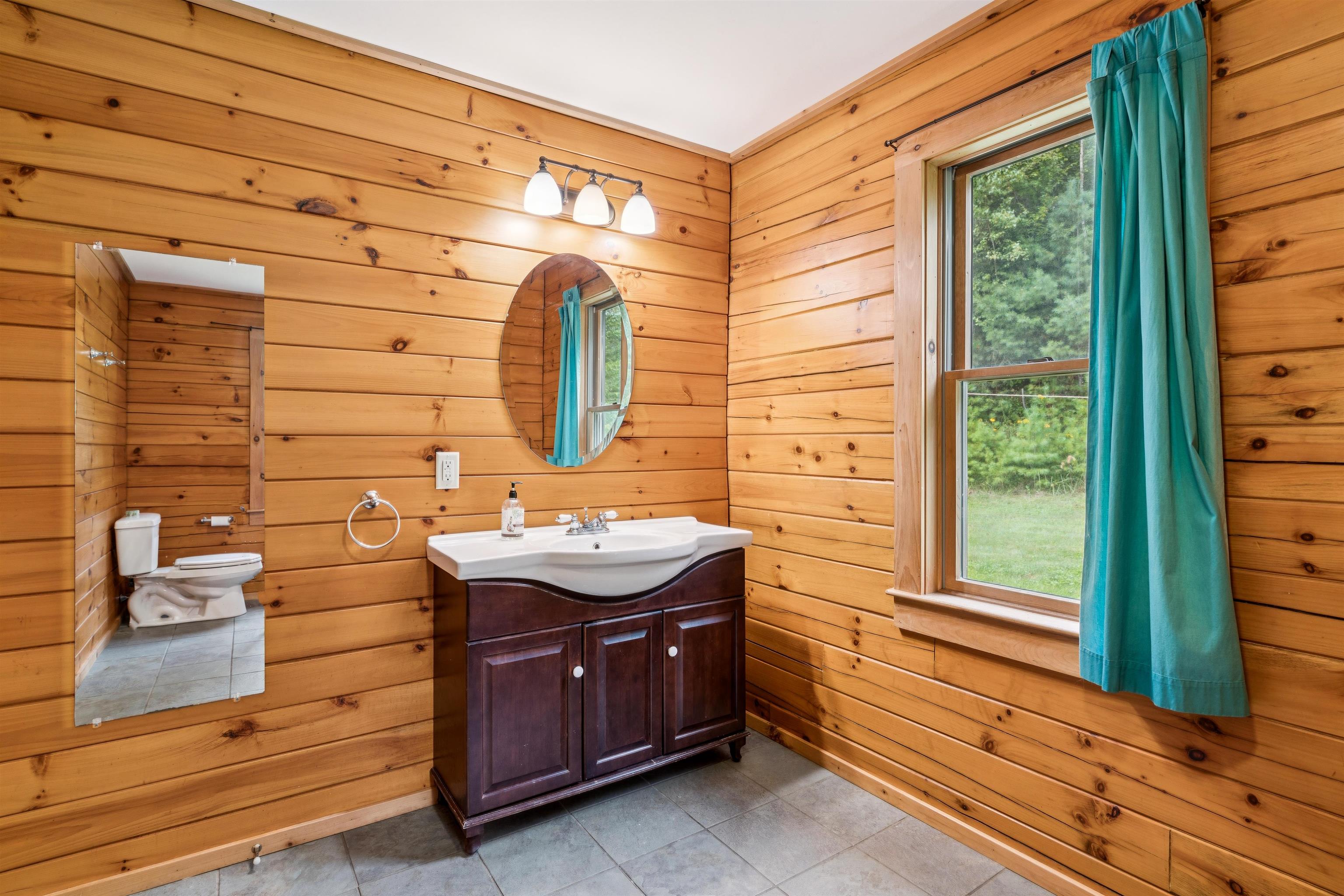 248 Brook Road Chelsea, VT 05038 - Photo 14 of 38