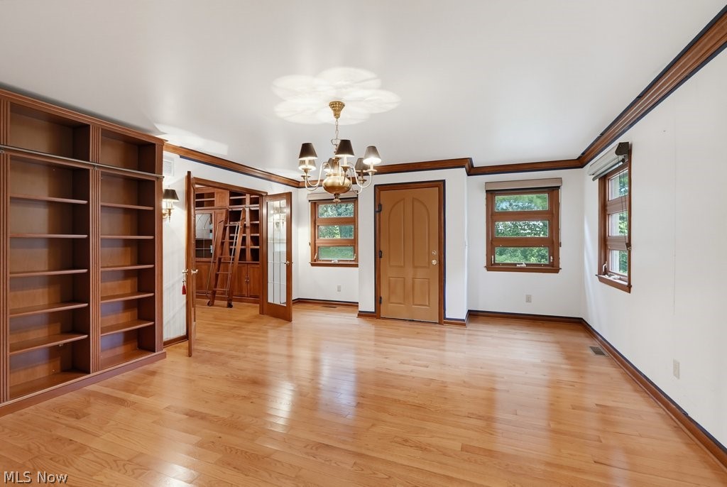 21 Hampshire Road Akron, OH 44313 - Photo 13 of 45