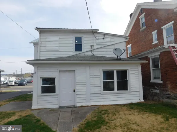 $159,900 | 402 South Main Street, Lewistown, PA 17044