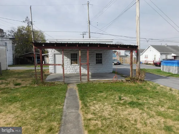 $159,900 | 402 South Main Street, Lewistown, PA 17044