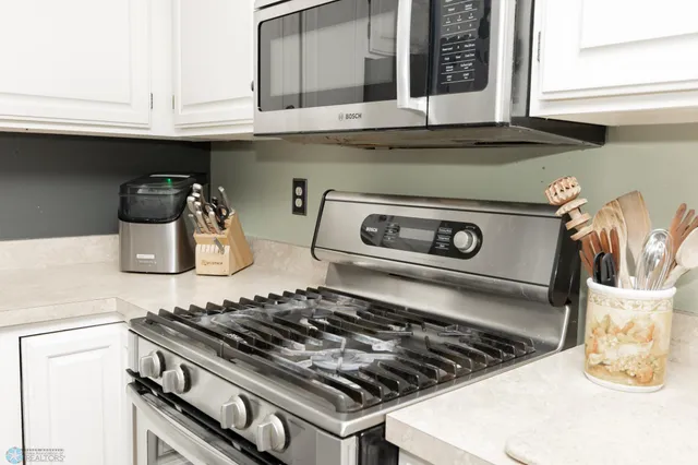 $379,000 | 3901 South Rivershore Drive, Moorhead, MN 56560