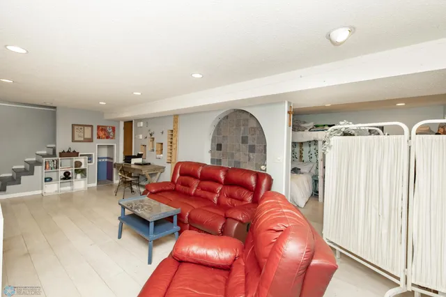 $379,000 | 3901 South Rivershore Drive, Moorhead, MN 56560