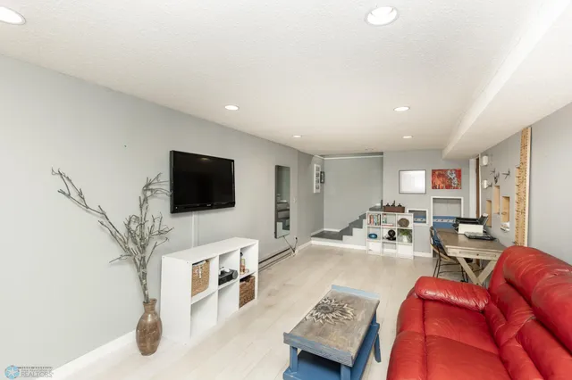 $379,000 | 3901 South Rivershore Drive, Moorhead, MN 56560