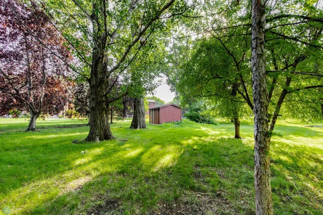 $379,000 | 3901 South Rivershore Drive, Moorhead, MN 56560