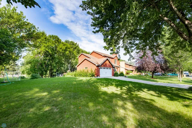 $379,000 | 3901 South Rivershore Drive, Moorhead, MN 56560