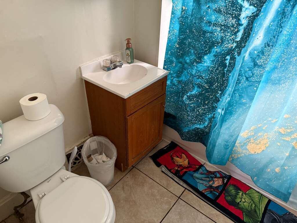 2337 Hansen Avenue Racine, WI 53405 - Photo 7 of 23 Unit 1-Toilet