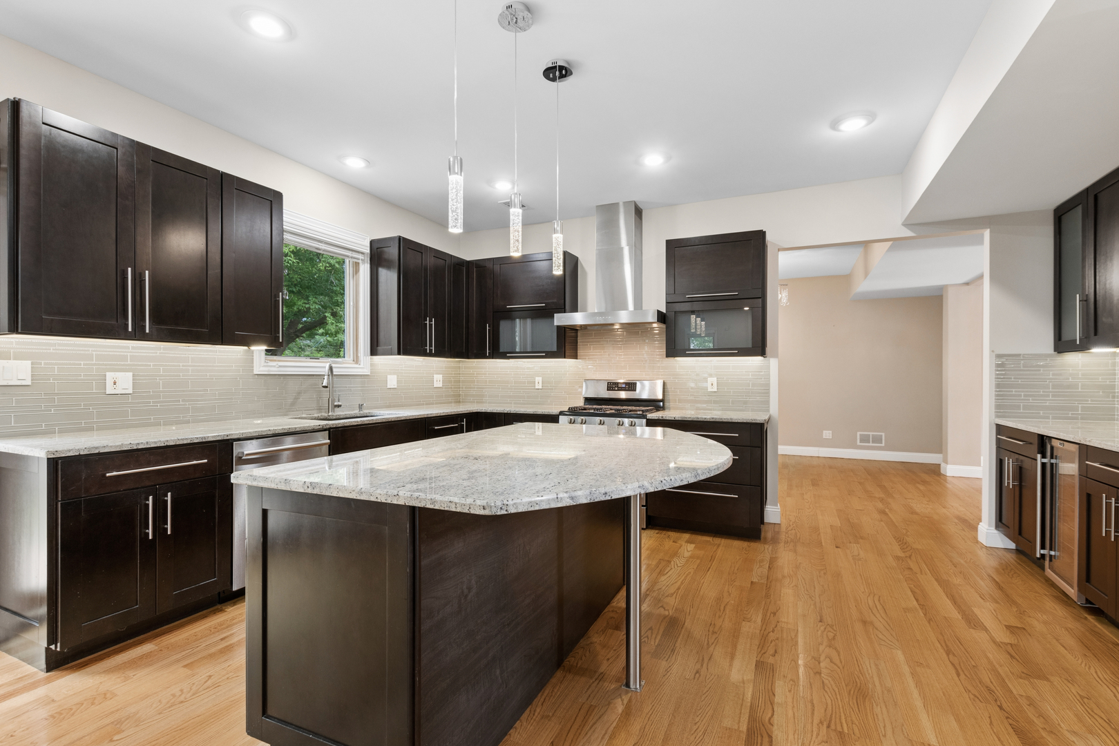 262 9th Street Wheeling, IL 60090 - Photo 8 of 27