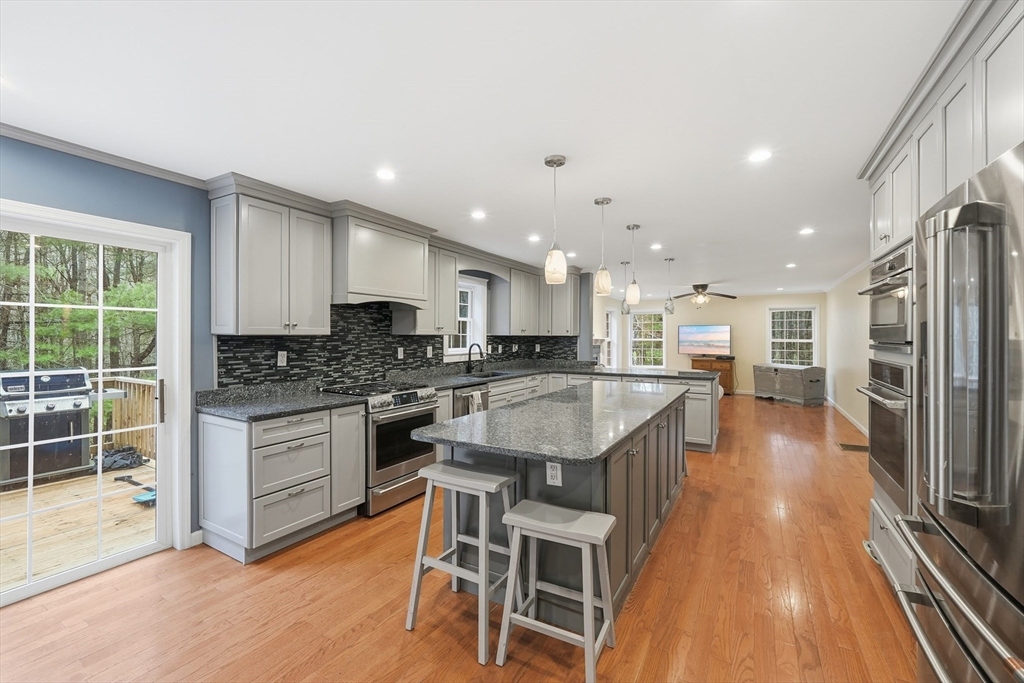 161 Rice Corner Road Brookfield, MA 01506 - Photo 10 of 42