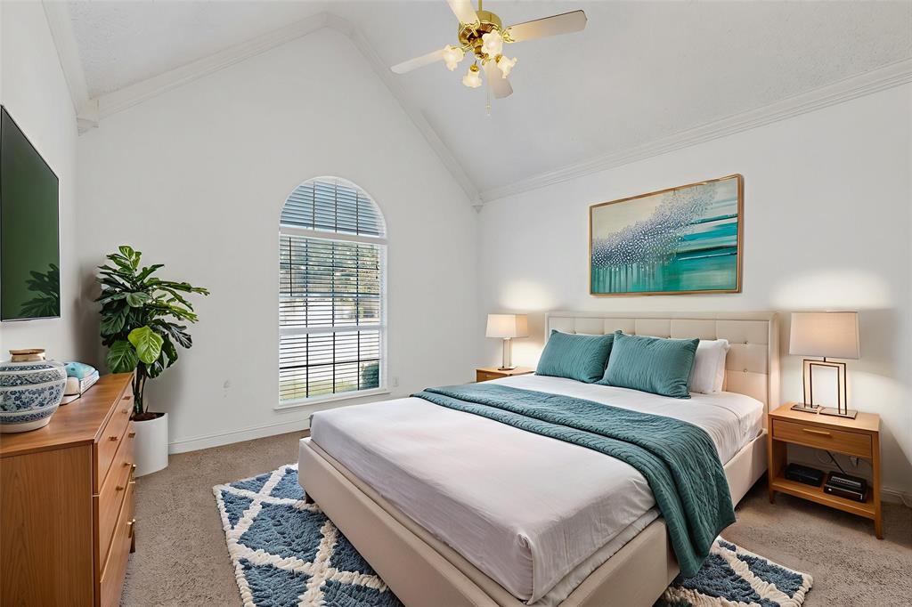 8400 Hickory Street, Unit 3102 Frisco, TX 75034 - Photo 3 of 22 a bedroom with a bed and a window