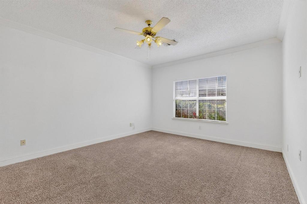 8400 Hickory Street, Unit 3102 Frisco, TX 75034 - Photo 10 of 22 an empty room with a window