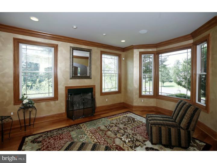 184 Fairway Road Ambler, PA 19002 - Photo 15 of 24 Living Room
