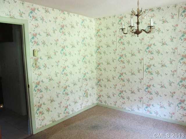 6801 Alanbrook Road Charlotte, NC 28215 - Photo 5 of 12