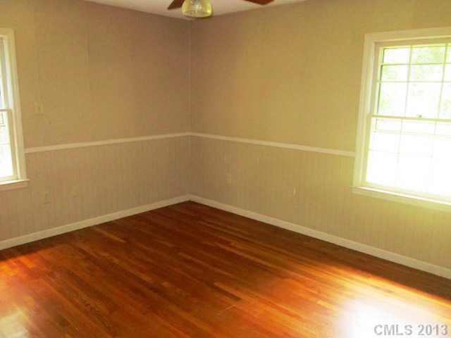 6801 Alanbrook Road Charlotte, NC 28215 - Photo 6 of 12
