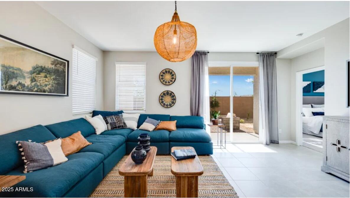 15060 West Hackamore Drive Surprise, AZ 85387 - Photo 10 of 18 Great Room