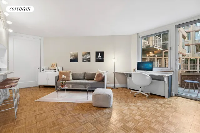 $608,000 | 393 West 49th Street, Unit 2FF | Hell's Kitchen
