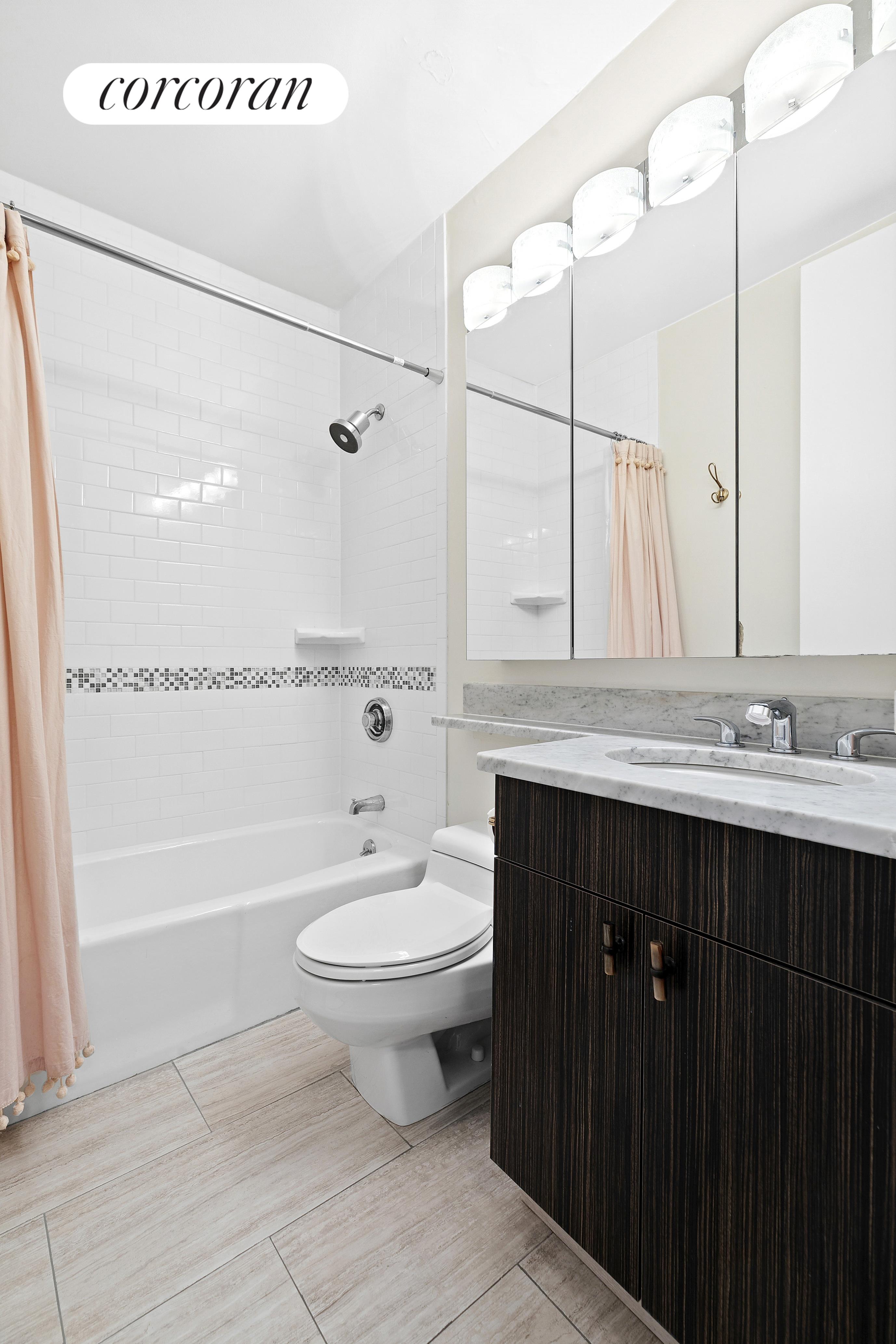 393 West 49th Street, Unit 2FF Manhattan, NY 10019 - Photo 5 of 18