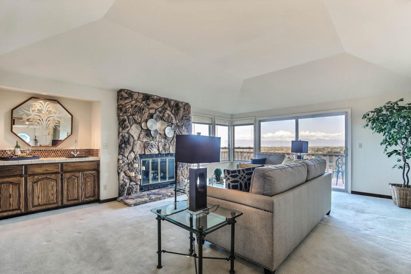 12327 Farr Ranch Road Saratoga, CA 95070 - Photo 11 of 50 Gallery Image 11