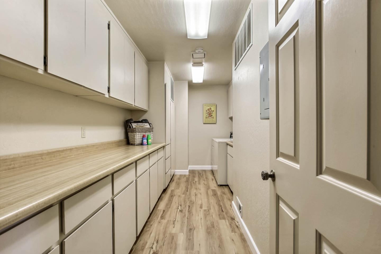 12327 Farr Ranch Road Saratoga, CA 95070 - Photo 35 of 50 Gallery Image 35