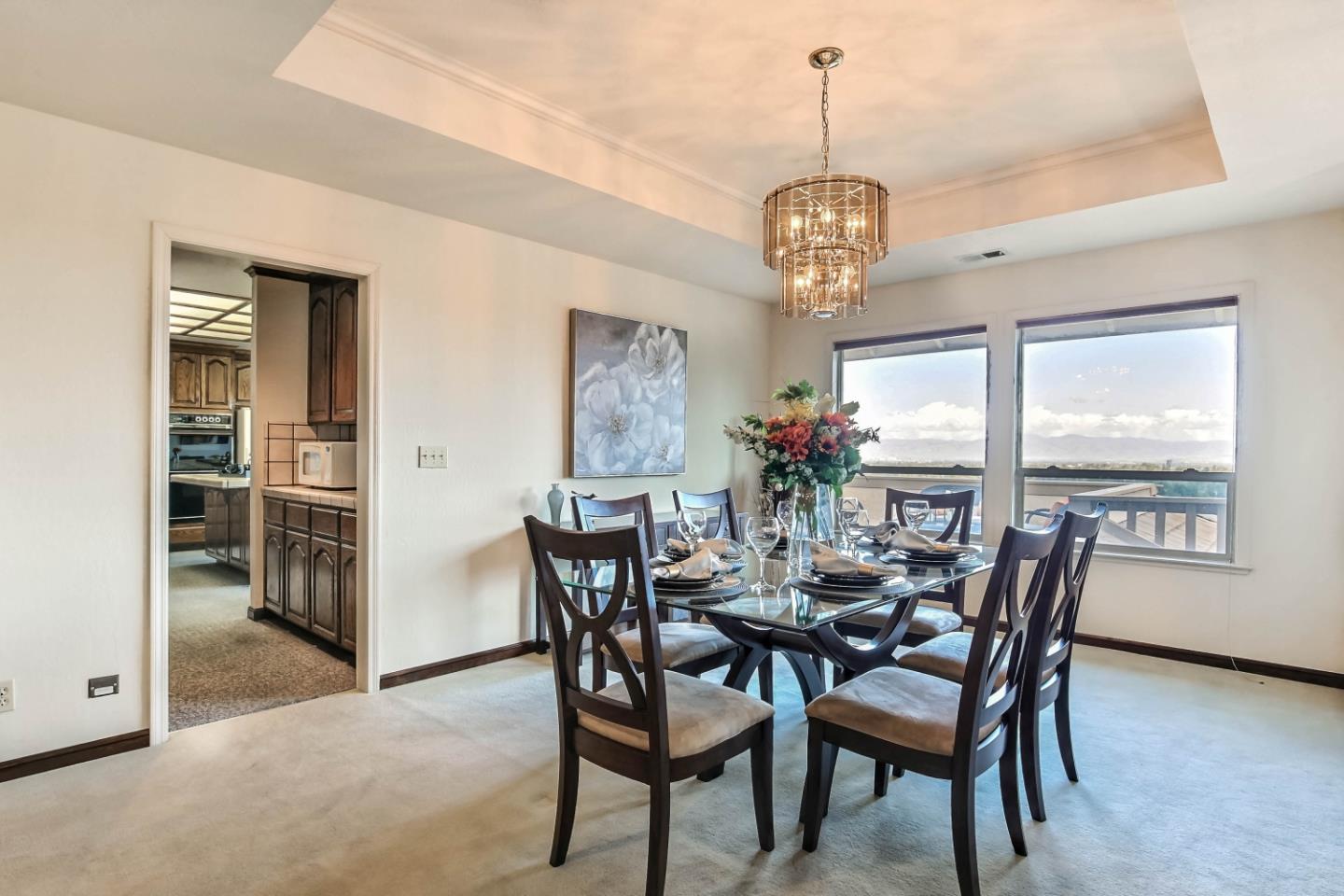 12327 Farr Ranch Road Saratoga, CA 95070 - Photo 10 of 50 Gallery Image 10