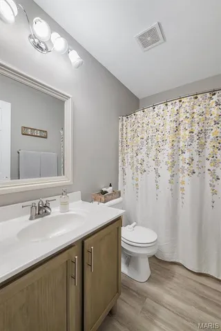 $399,900 | 219 Niagra Drive, Wentzville, MO 63385