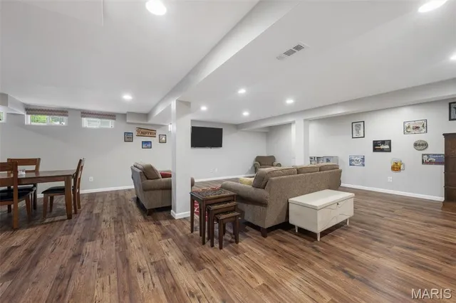 $399,900 | 219 Niagra Drive, Wentzville, MO 63385