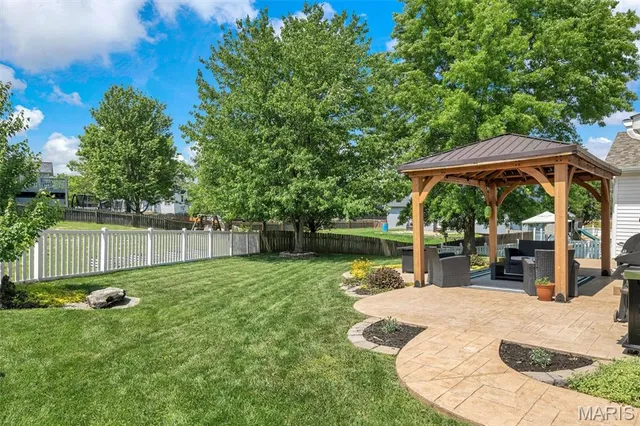 $399,900 | 219 Niagra Drive, Wentzville, MO 63385