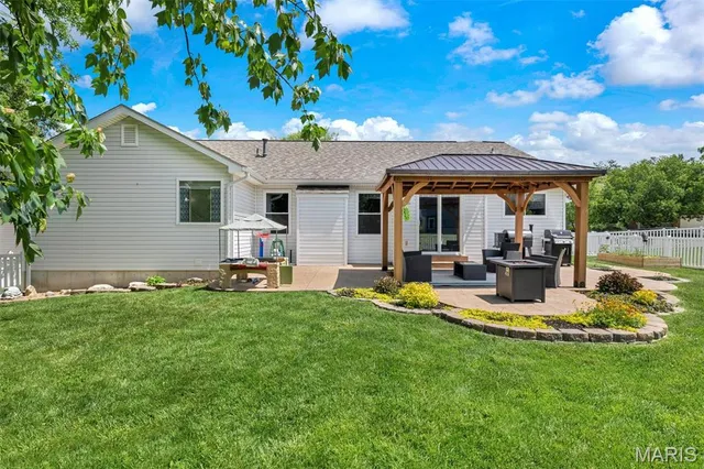 $399,900 | 219 Niagra Drive, Wentzville, MO 63385