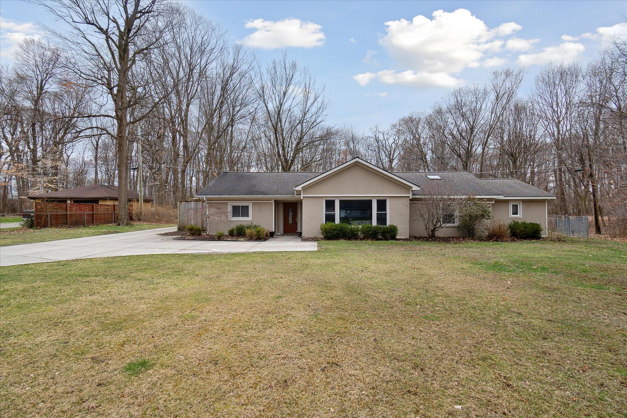 21545 Power Road Farmington, MI 48336 - Photo 2 of 47 04-21545-Power-Rd-Farmington-Hills-MI-48