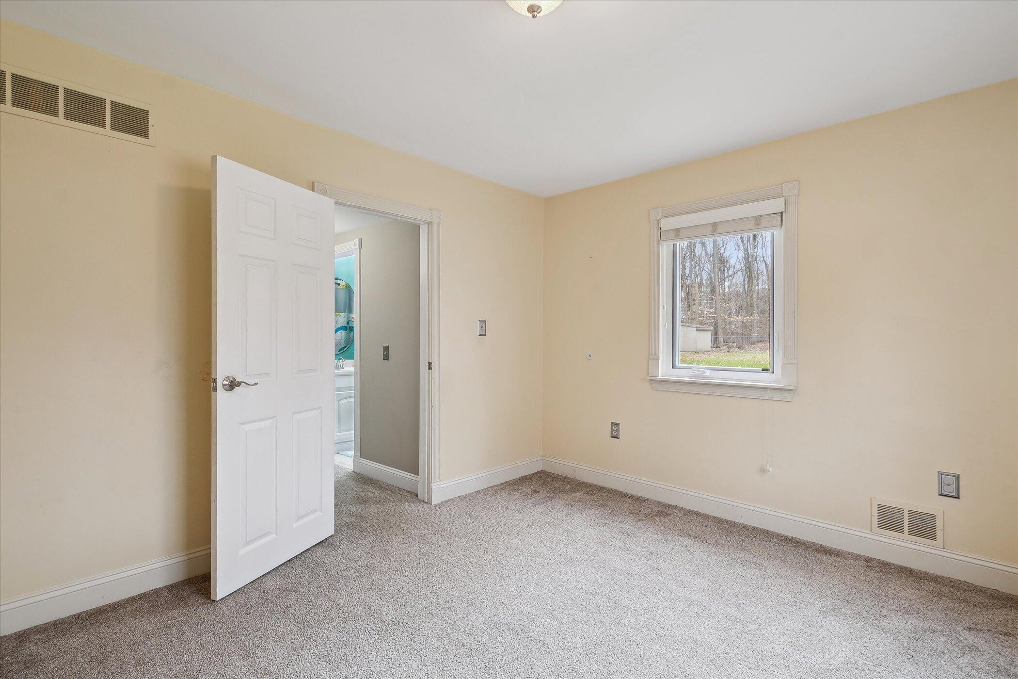 21545 Power Road Farmington, MI 48336 - Photo 34 of 47 29-21545-Power-Rd-Farmington-Hills-MI-48