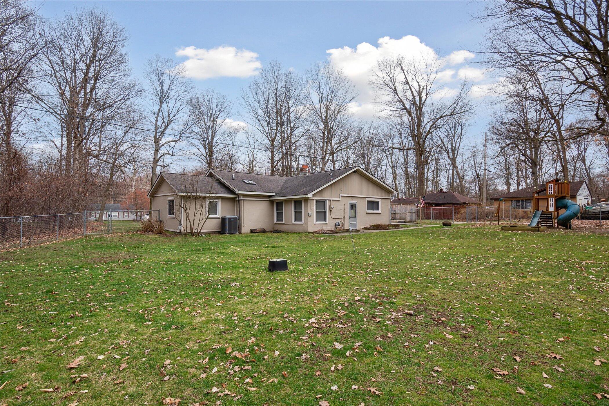 21545 Power Road Farmington, MI 48336 - Photo 38 of 47 38-21545-Power-Rd-Farmington-Hills-MI-48