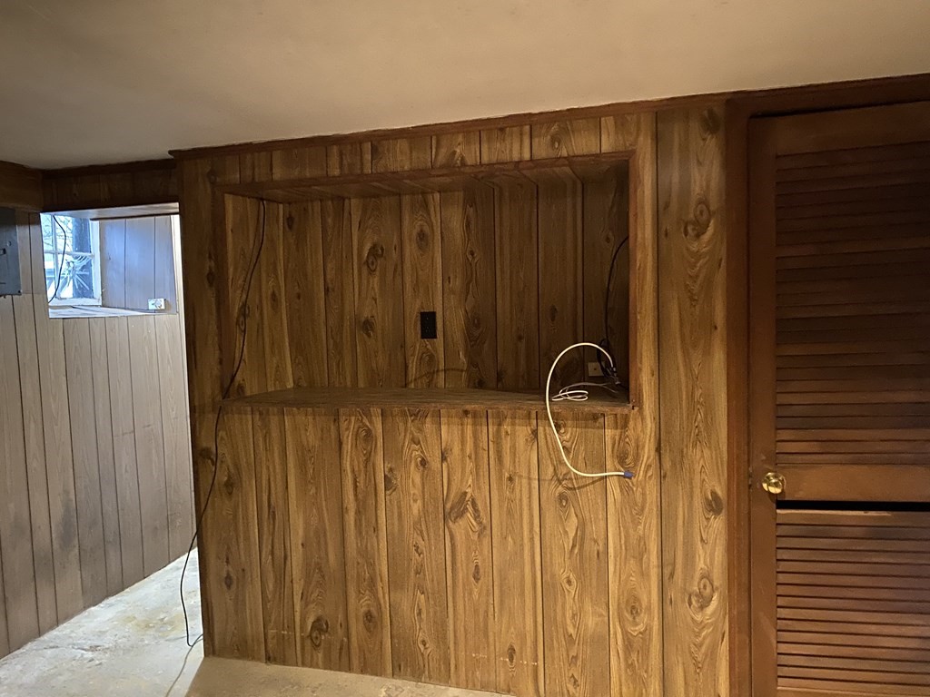 43 Valley Road Milton, MA 02186 - Photo 29 of 34 Gallery Image 29