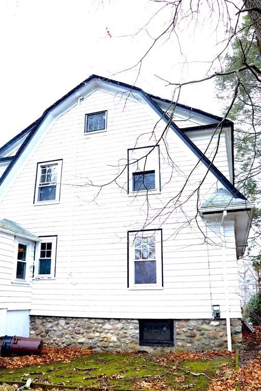 43 Valley Road Milton, MA 02186 - Photo 4 of 34 Gallery Image 4