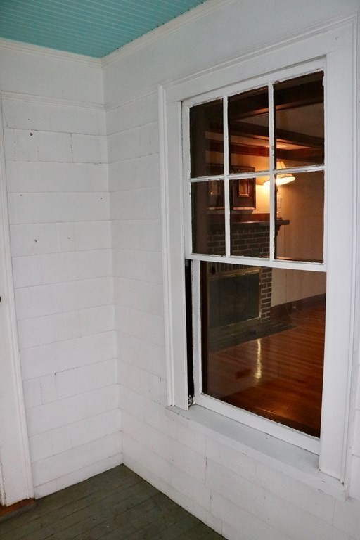 43 Valley Road Milton, MA 02186 - Photo 7 of 34 Gallery Image 7