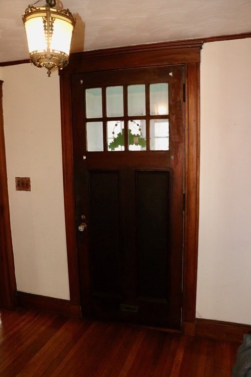 43 Valley Road Milton, MA 02186 - Photo 8 of 34 Gallery Image 8