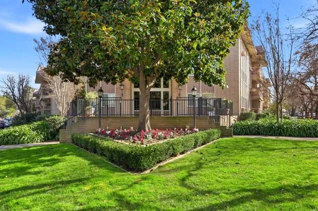 $799,000 | 150 West Edith Avenue, Unit 13, Los Altos, CA 94022