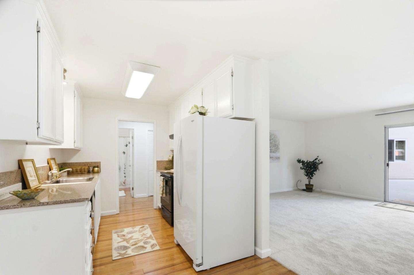 150 West Edith Avenue, Unit 13 Los Altos, CA 94022 - Photo 13 of 22