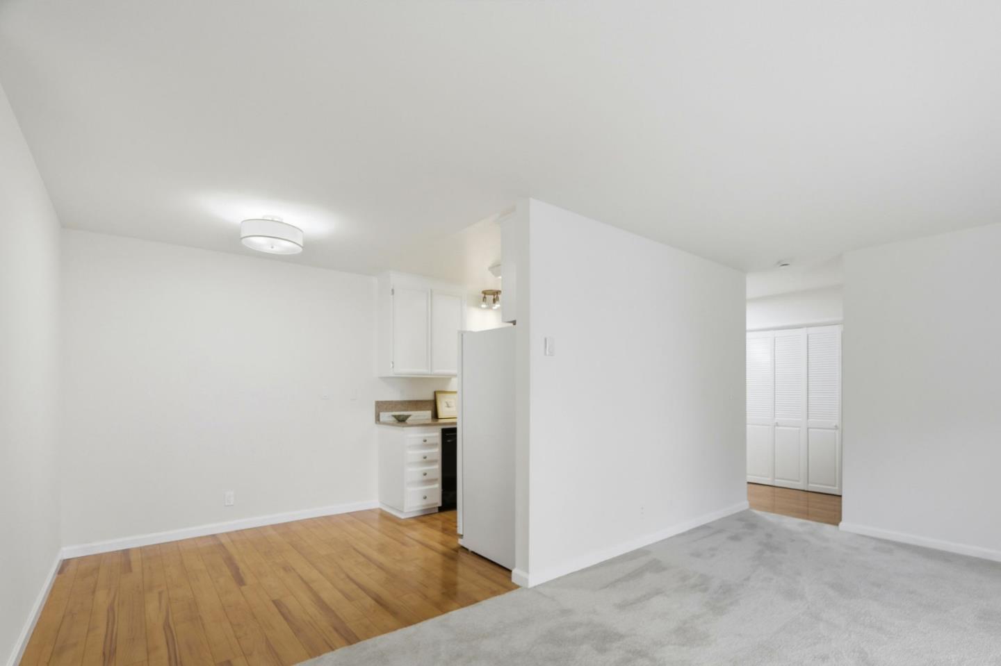 150 West Edith Avenue, Unit 13 Los Altos, CA 94022 - Photo 8 of 22