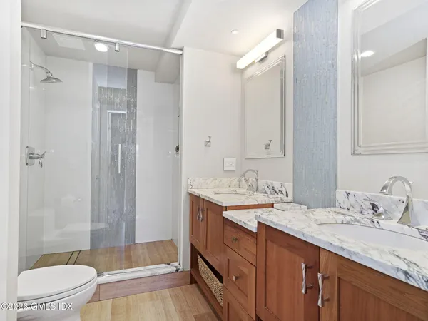 $775,000 | 2 Putnam Hill, Unit 1A, Greenwich, CT 06830