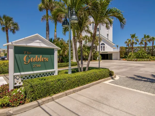 $12,000 | 2700 Ocean Drive, Unit 107, Vero Beach, FL 32963