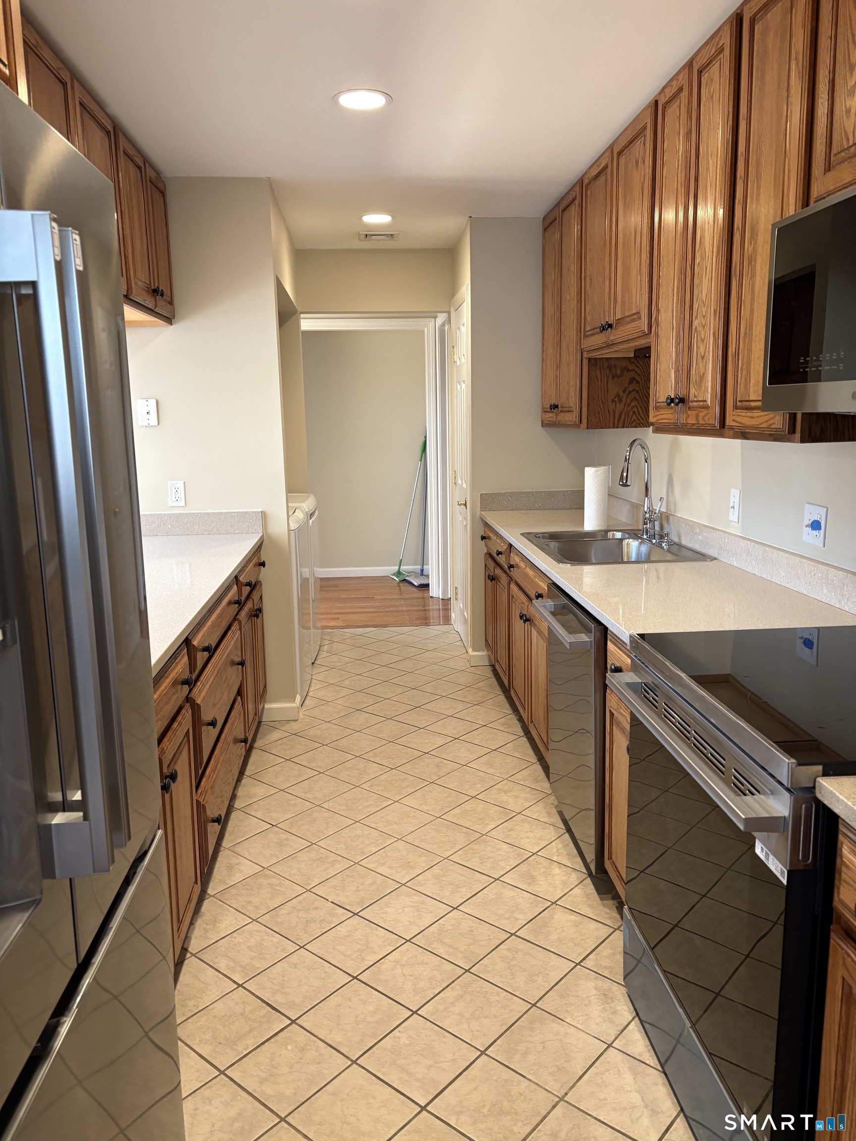 149 Salem Road East Haddam, CT 06415 - Photo 9 of 19