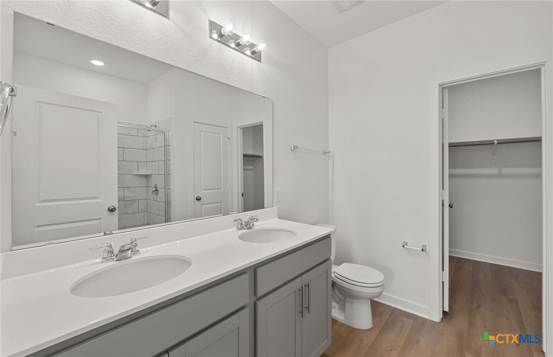 1362 Richards Rnch Road Belton, TX 76513 - Photo 13 of 25 Primary Bathroom