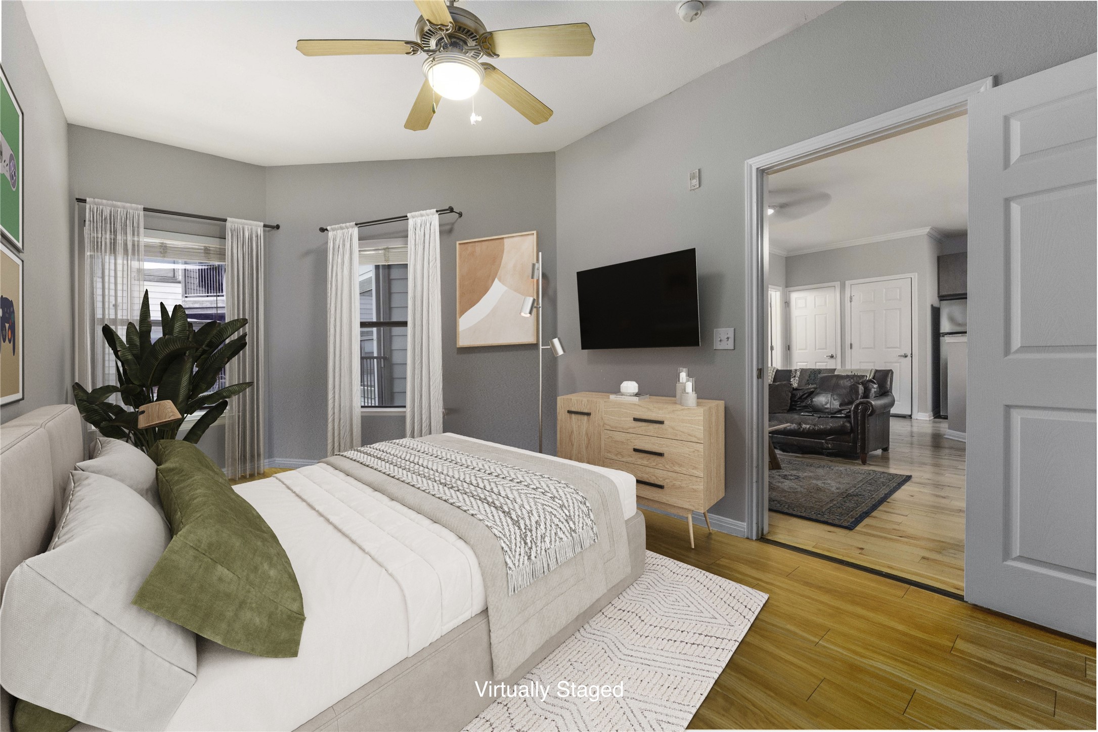2502 Leon Street, Unit 305 Austin, TX 78705 - Photo 7 of 26 Plenty of room for bedroom arrangement.