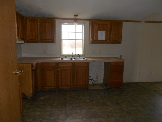 6143 Myron Road Jeddo, MI 48032 - Photo 19 of 20 31091333-18.JPG