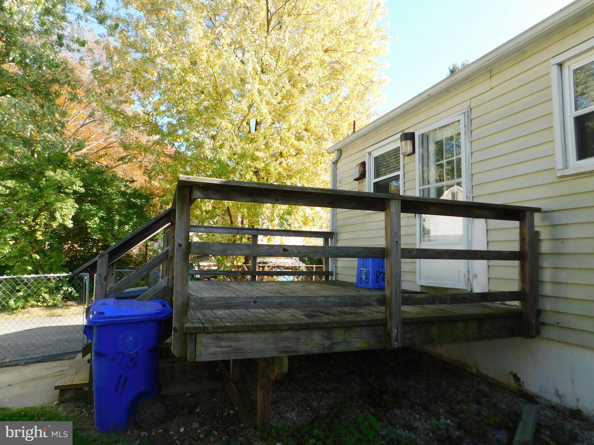 2811 Munson Street Silver Spring, MD 20902 - Photo 37 of 69 Rear Deck