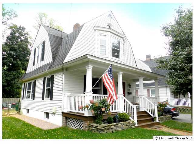 528 River Road Fair Haven, NJ 07704 - Photo 1 of 17 Charming Colonial